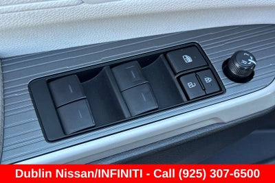 2025 Toyota Sienna XLE 8 Passenger