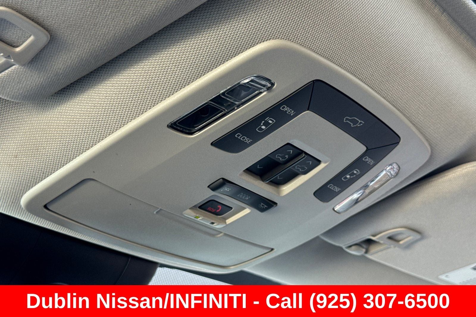 2025 Toyota Sienna XLE 8 Passenger