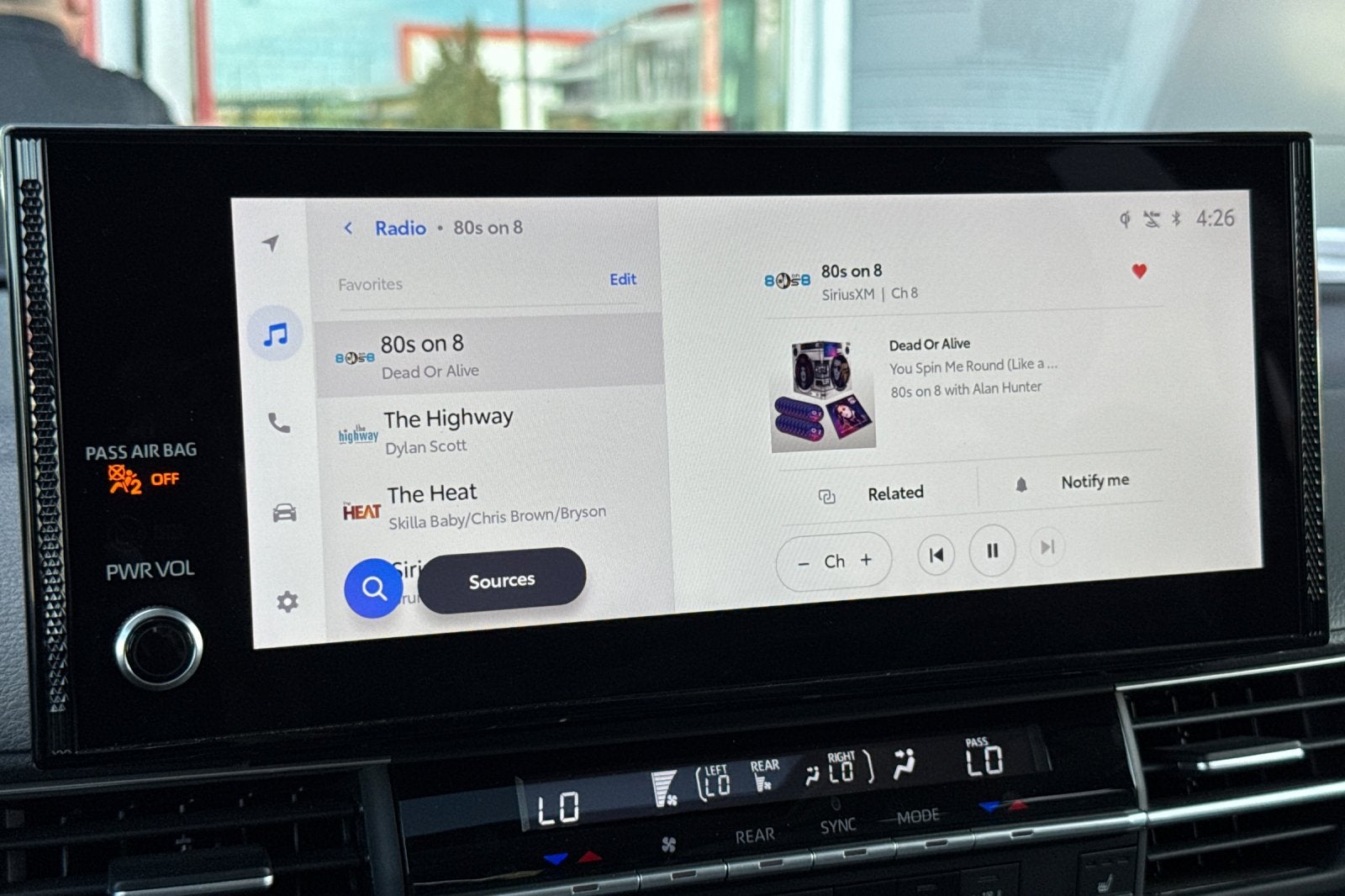 2025 Toyota Sienna XLE 8 Passenger