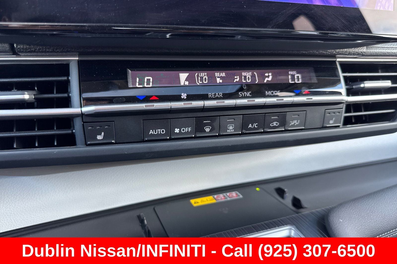 2025 Toyota Sienna XLE 8 Passenger