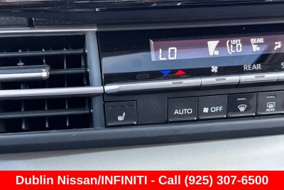 2025 Toyota Sienna XLE 8 Passenger