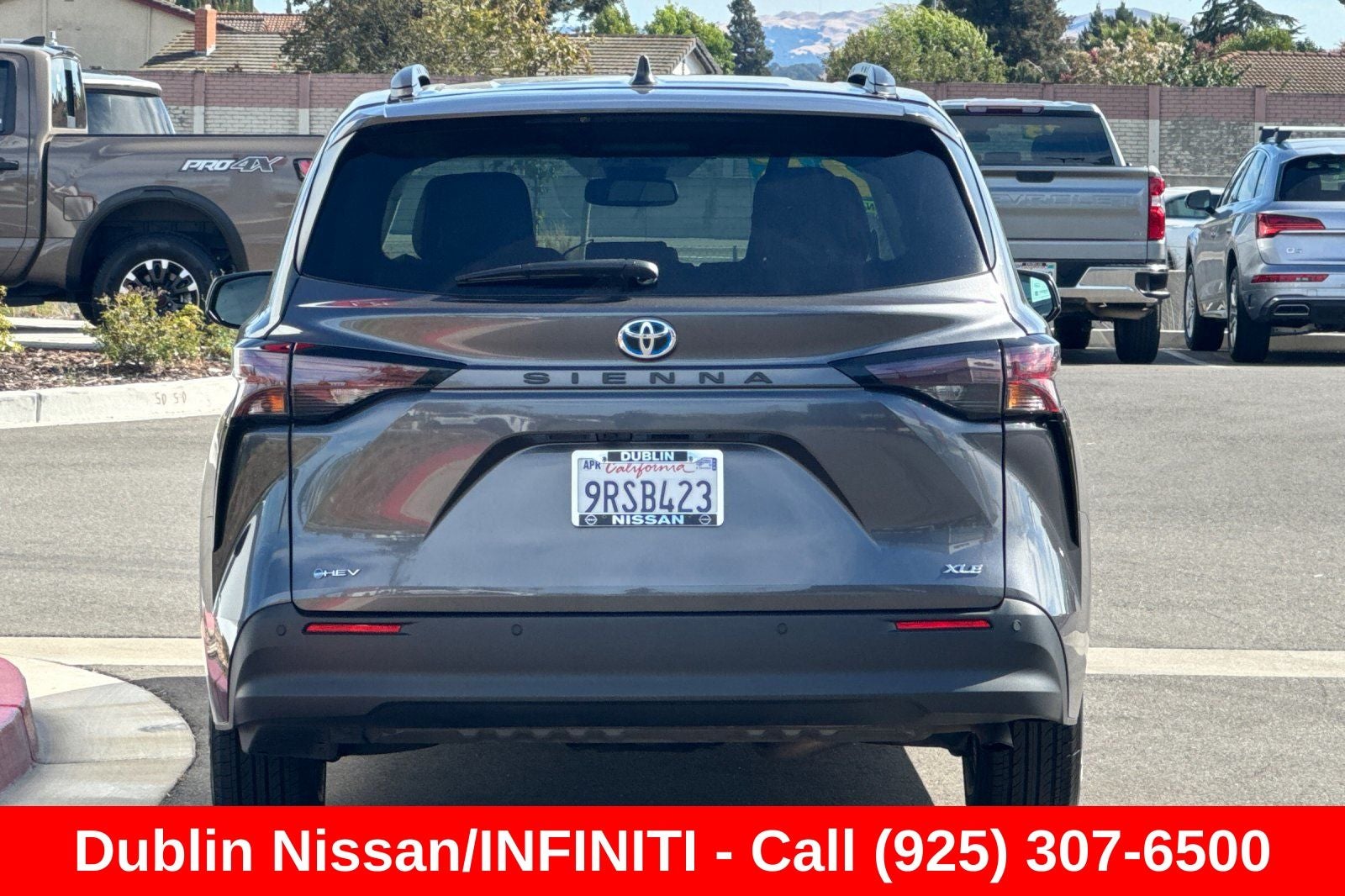 2025 Toyota Sienna XLE 8 Passenger
