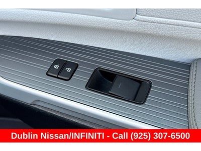 2025 Toyota Sienna XLE 8 Passenger