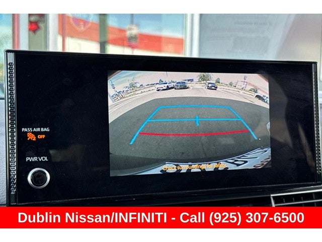 2025 Toyota Sienna XLE 8 Passenger