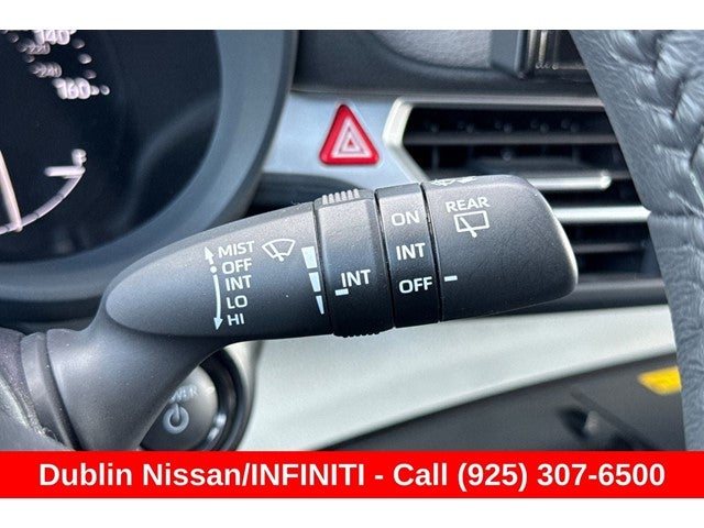 2025 Toyota Sienna XLE 8 Passenger