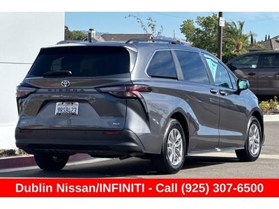 2025 Toyota Sienna XLE 8 Passenger
