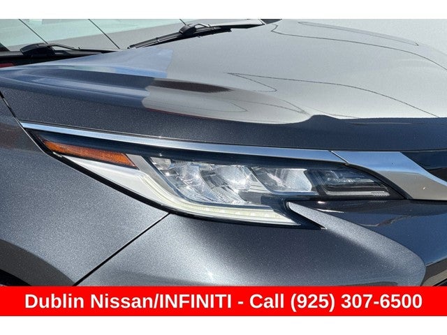 2025 Toyota Sienna XLE 8 Passenger
