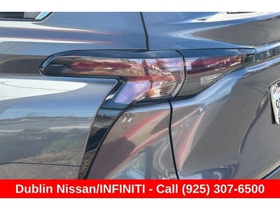 2025 Toyota Sienna XLE 8 Passenger