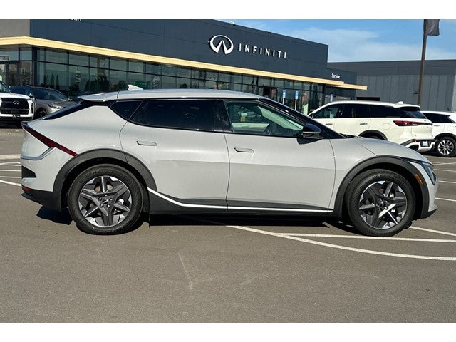 2025 Kia EV6 Light Long range