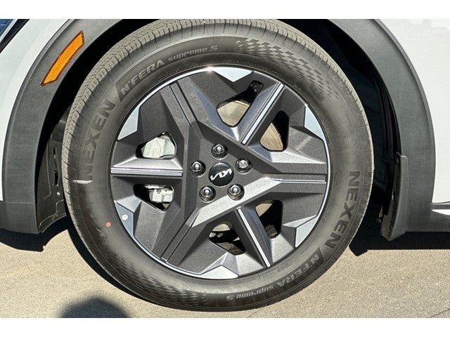 2025 Kia EV6 Light Long range