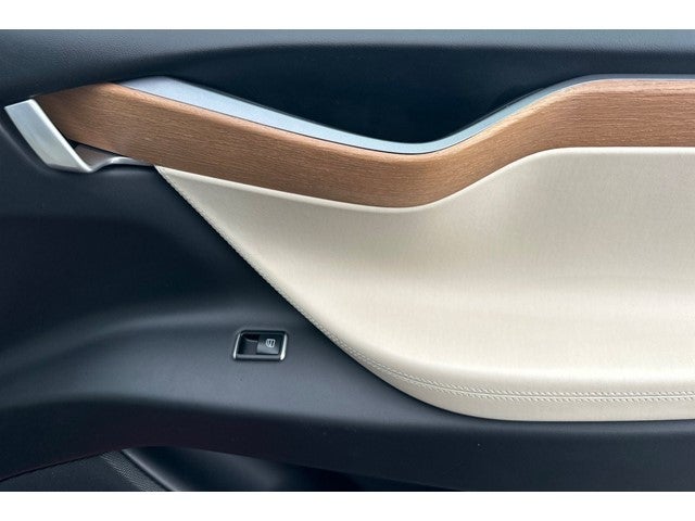 2021 Tesla Model X Long Range