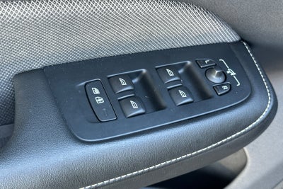 2024 Volvo S60 B5 Plus Black Edition