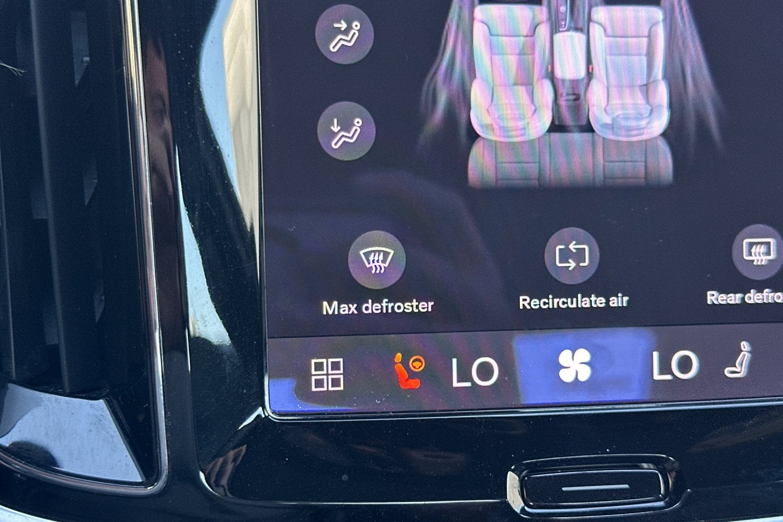2024 Volvo S60 B5 Plus Black Edition