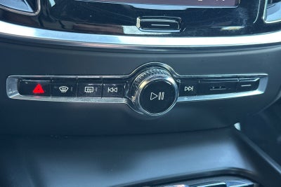 2024 Volvo S60 B5 Plus Black Edition