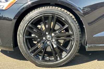 2024 Volvo S60 B5 Plus Black Edition