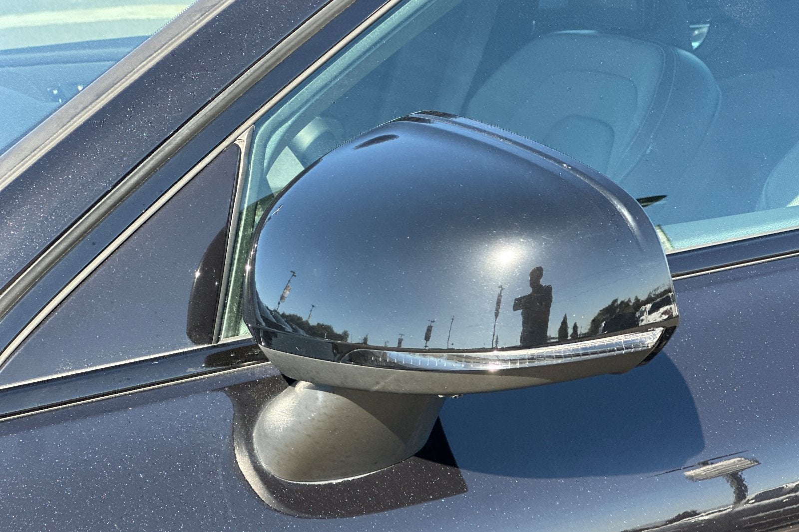 2024 Volvo S60 B5 Plus Black Edition