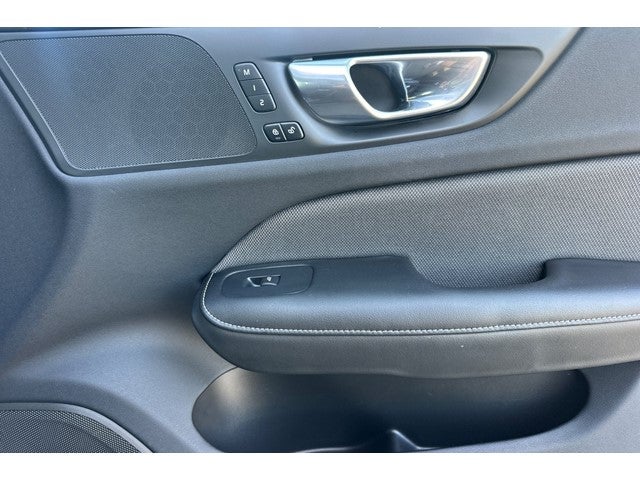 2024 Volvo S60 B5 Plus Black Edition