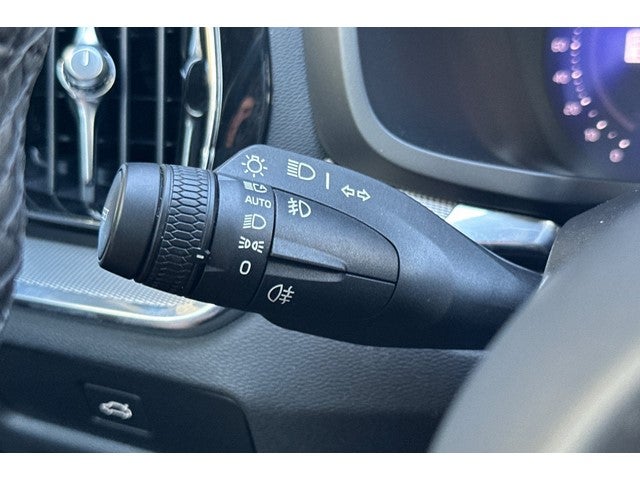 2024 Volvo S60 B5 Plus Black Edition