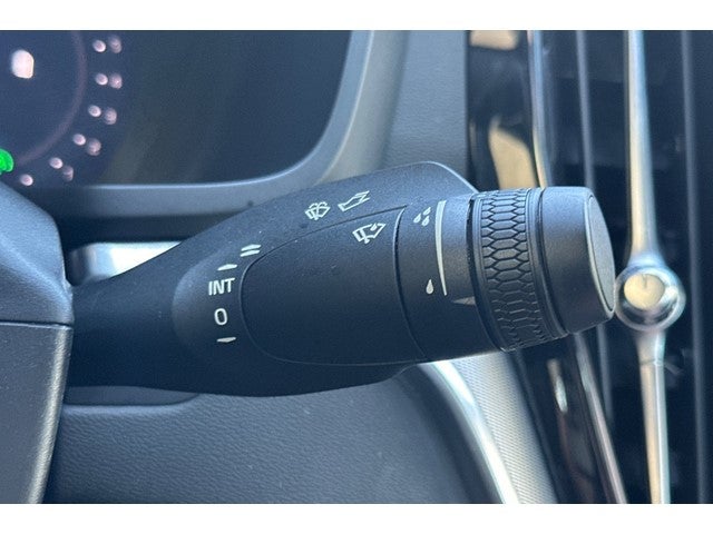 2024 Volvo S60 B5 Plus Black Edition