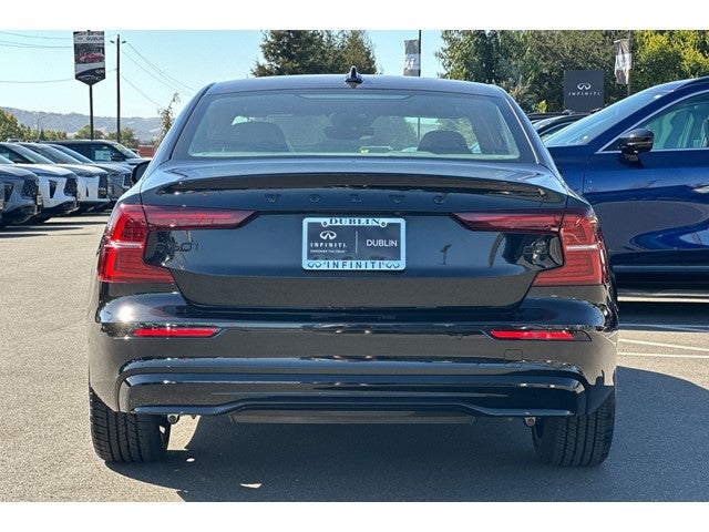 2024 Volvo S60 B5 Plus Black Edition