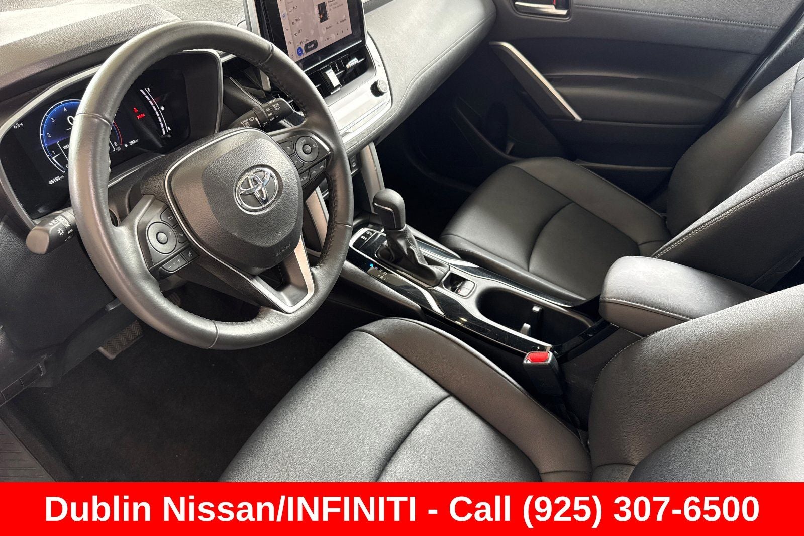 2024 Toyota Corolla Cross XLE