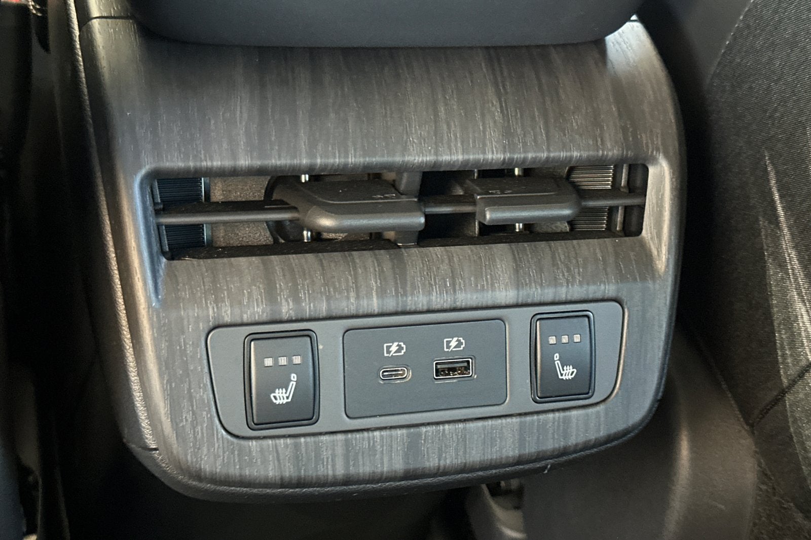 2023 Nissan Ariya EVOLVE+