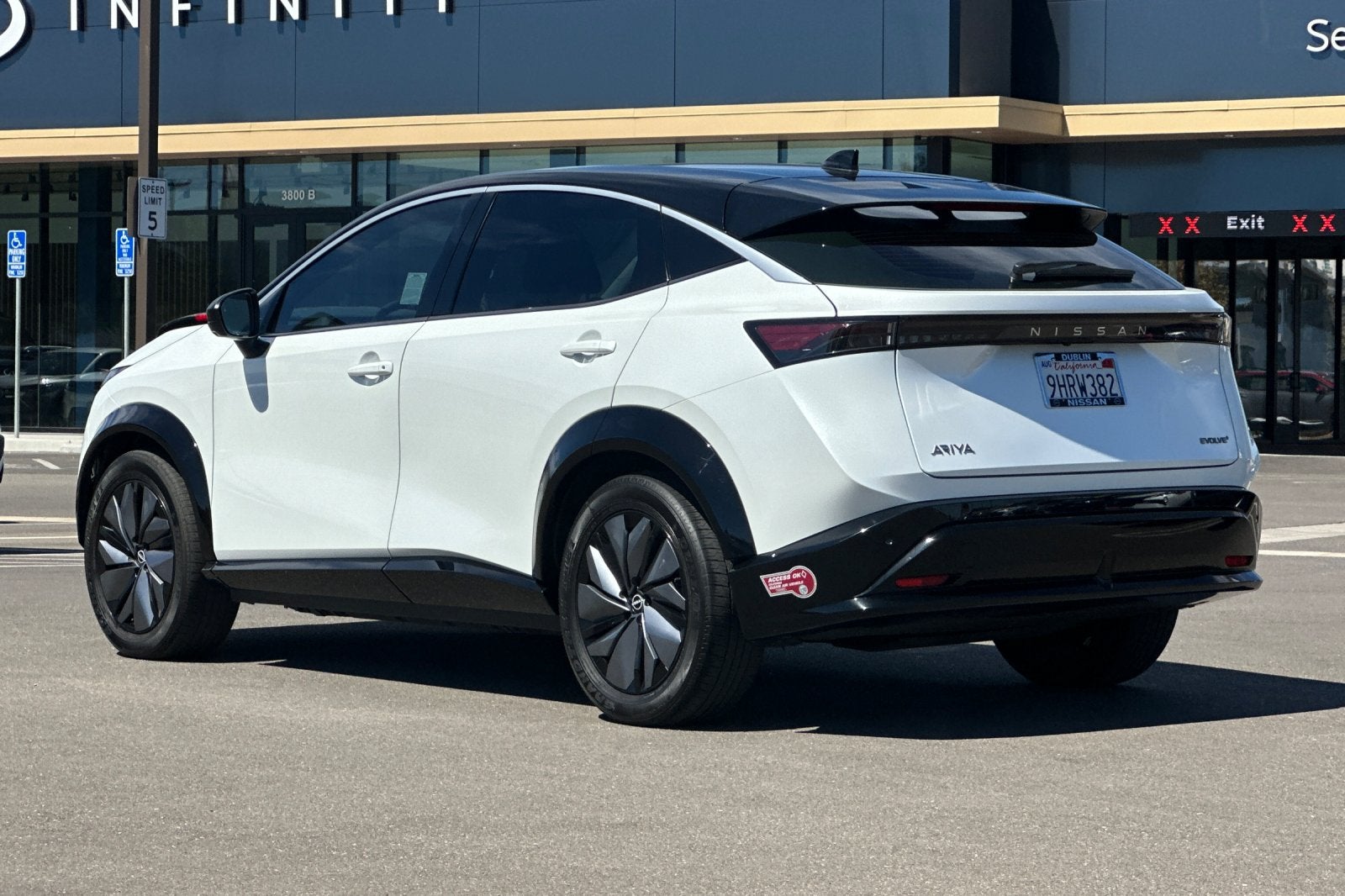 2023 Nissan Ariya EVOLVE+