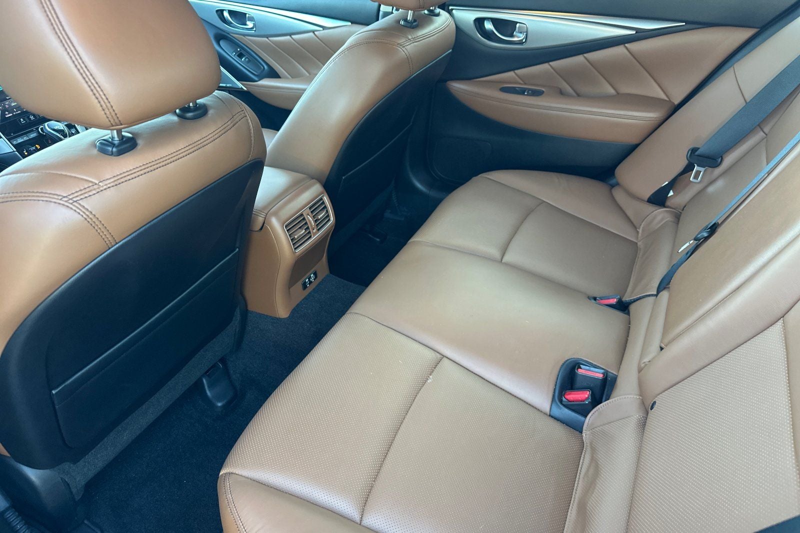 2023 INFINITI Q50 LUXE RWD