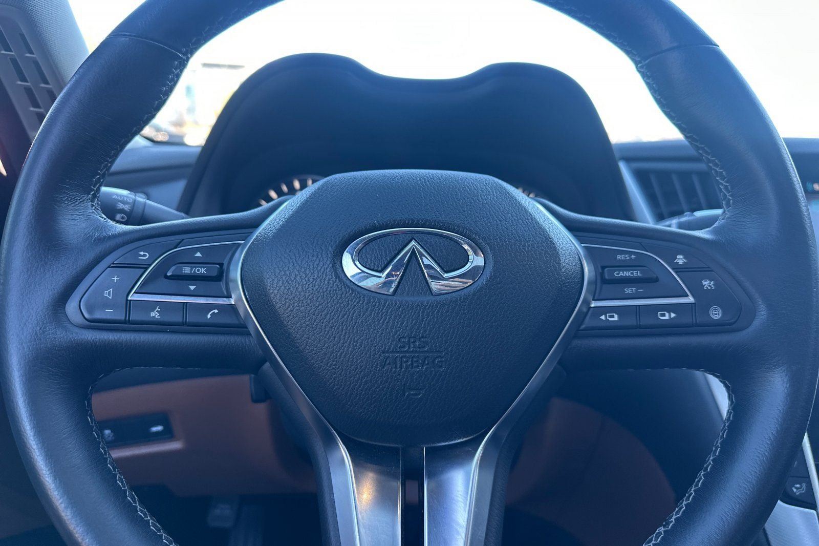 2023 INFINITI Q50 LUXE RWD
