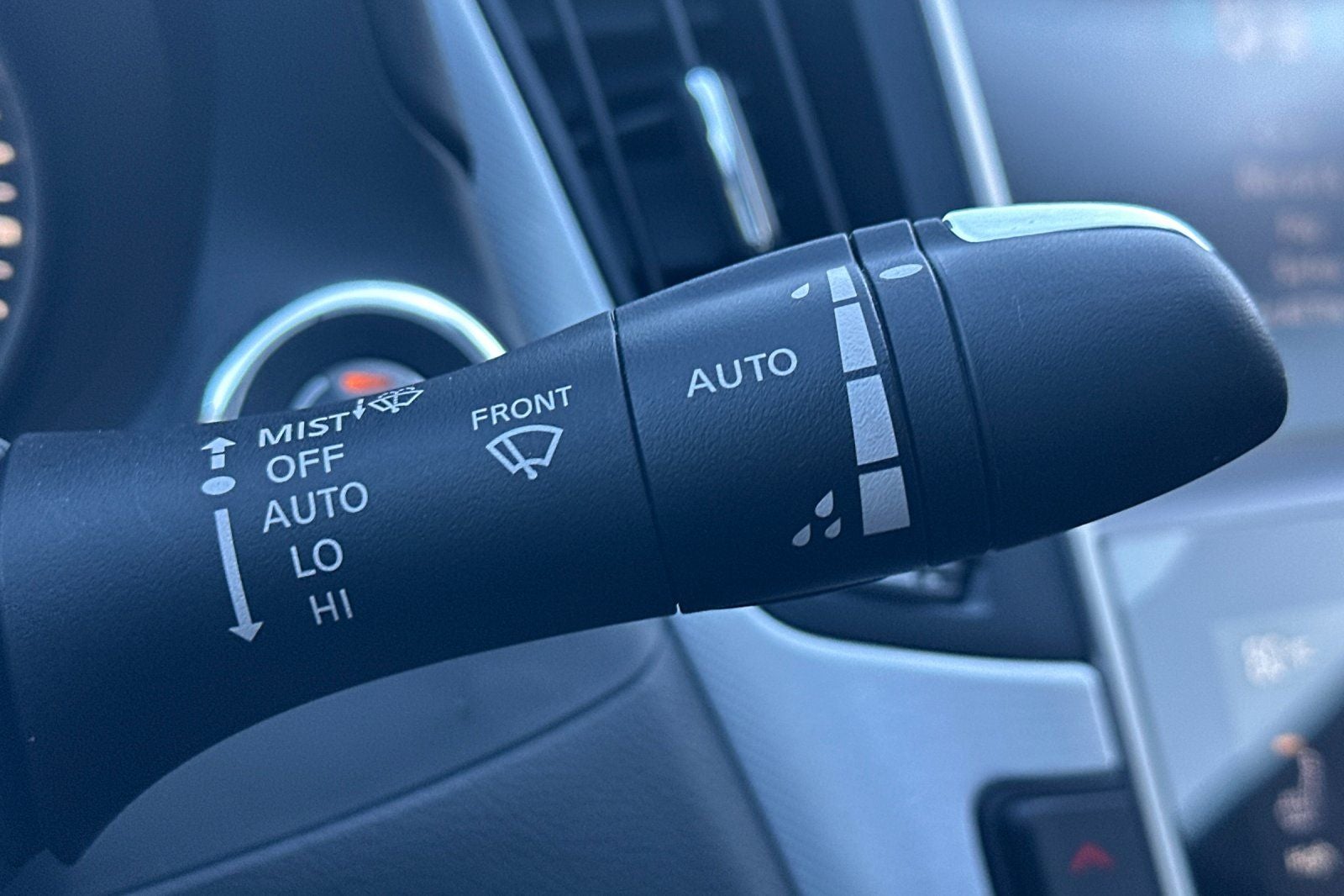 2023 INFINITI Q50 LUXE RWD