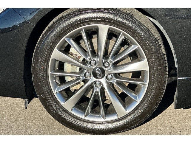 2023 INFINITI Q50 LUXE RWD