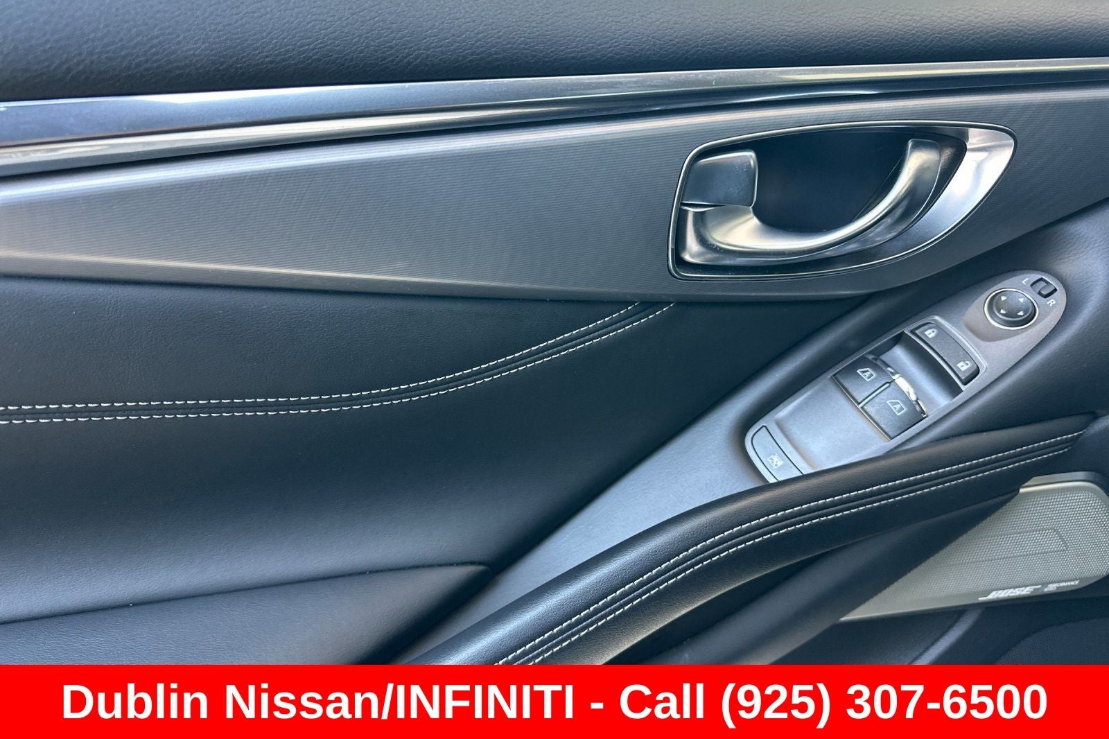 2022 INFINITI Q60 LUXE RWD