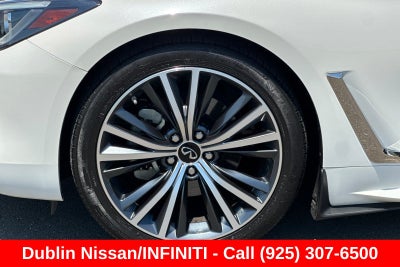 2022 INFINITI Q60 LUXE RWD