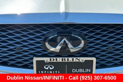 2022 INFINITI Q60 LUXE RWD