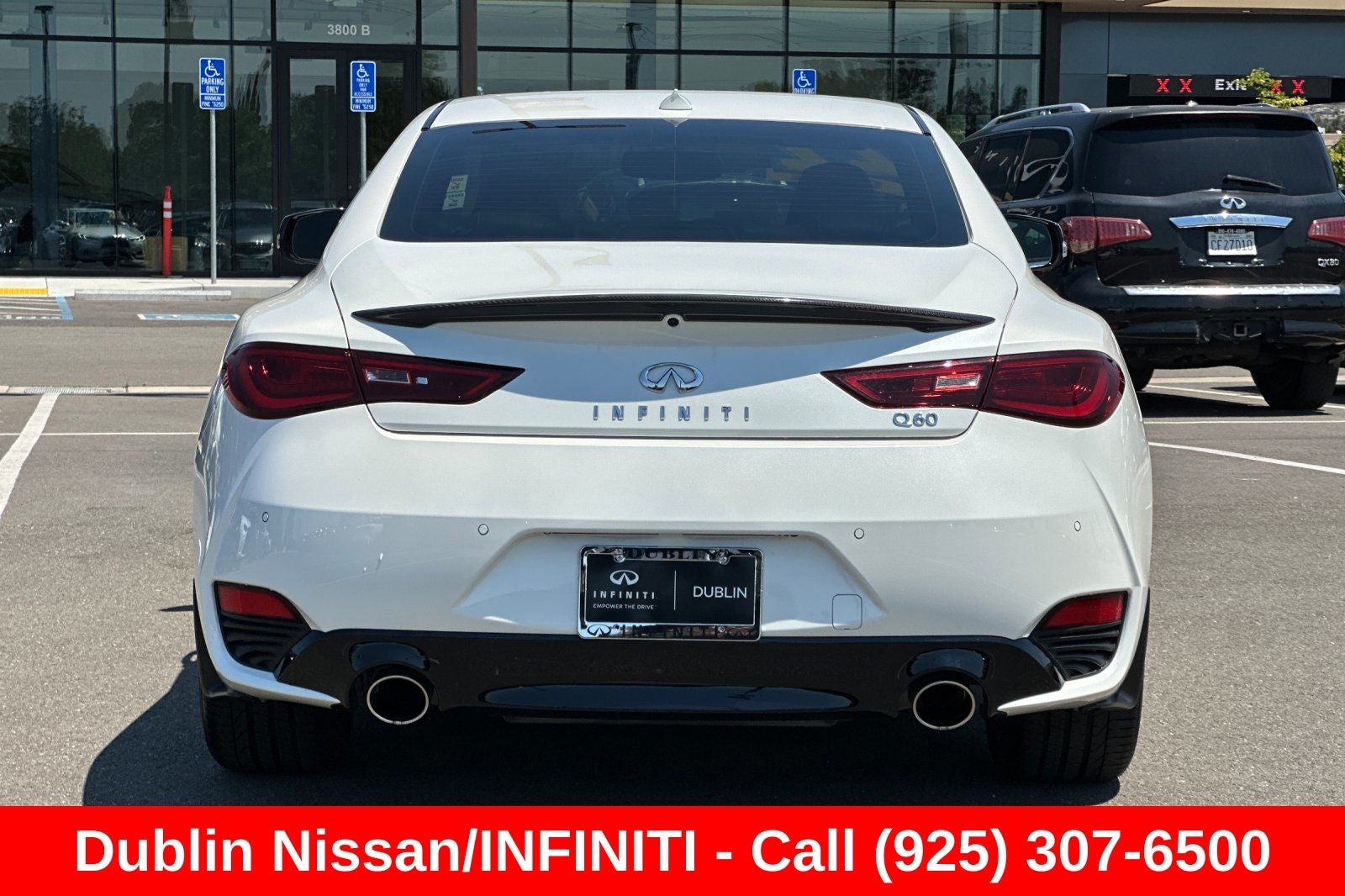 2022 INFINITI Q60 LUXE RWD
