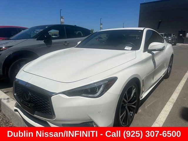 2022 INFINITI Q60 LUXE RWD