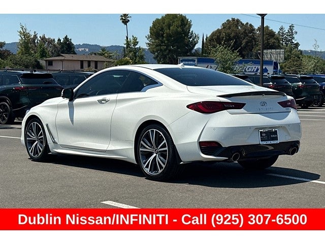 2022 INFINITI Q60 LUXE RWD