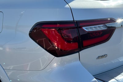 2023 INFINITI QX80 Premium Select