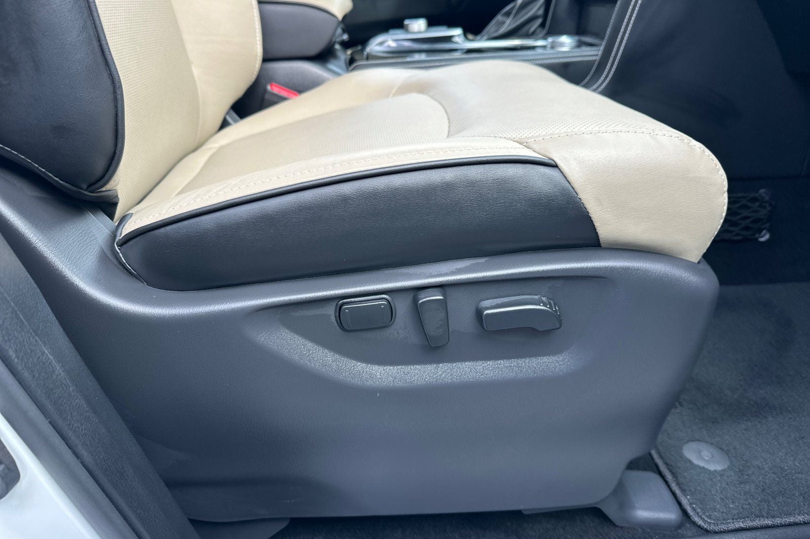 2023 INFINITI QX80 PREMIUM SELECT 4WD