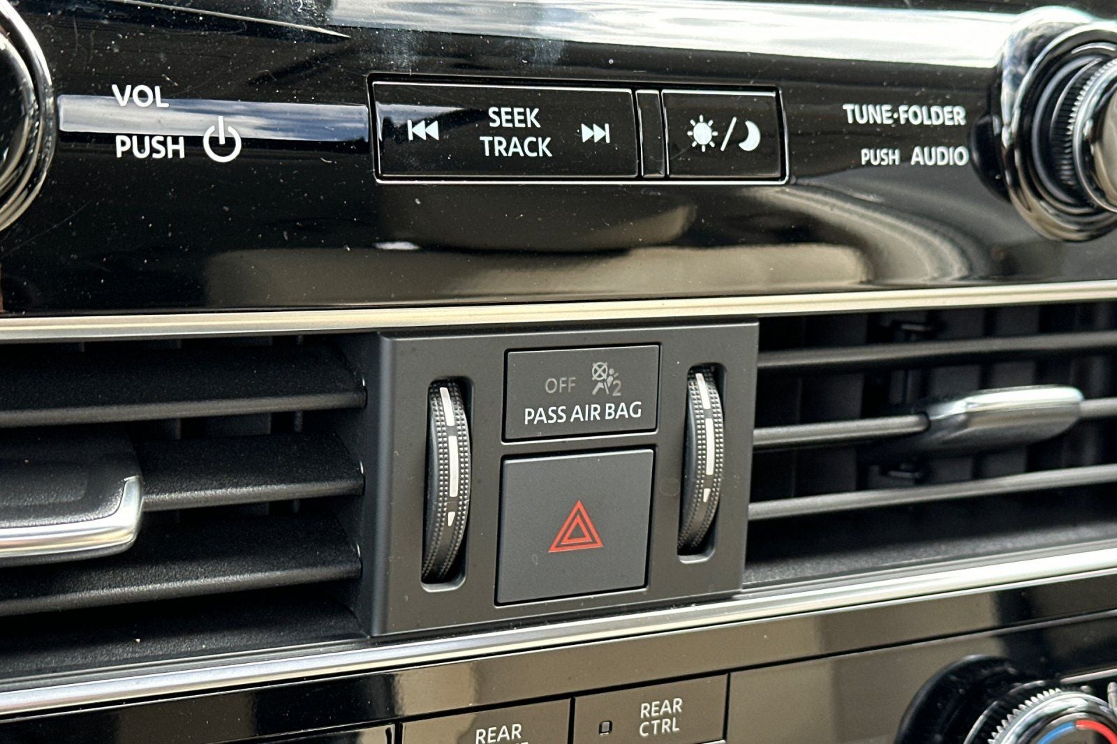 2023 INFINITI QX80 PREMIUM SELECT 4WD