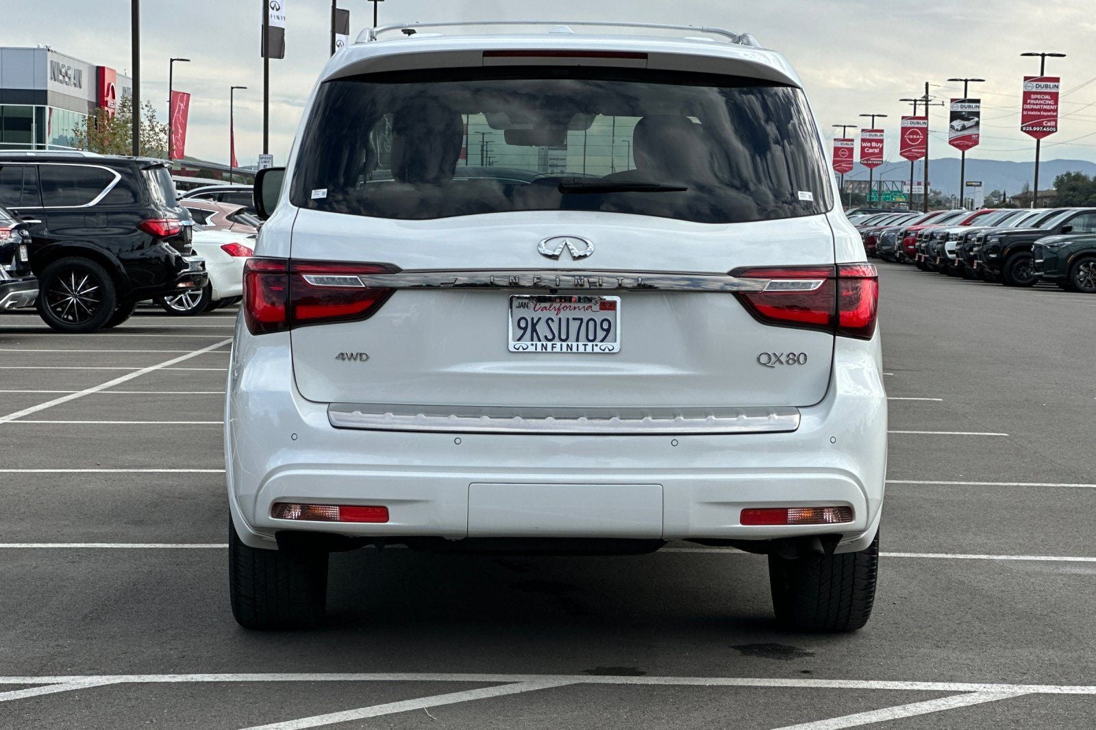 2023 INFINITI QX80 PREMIUM SELECT 4WD