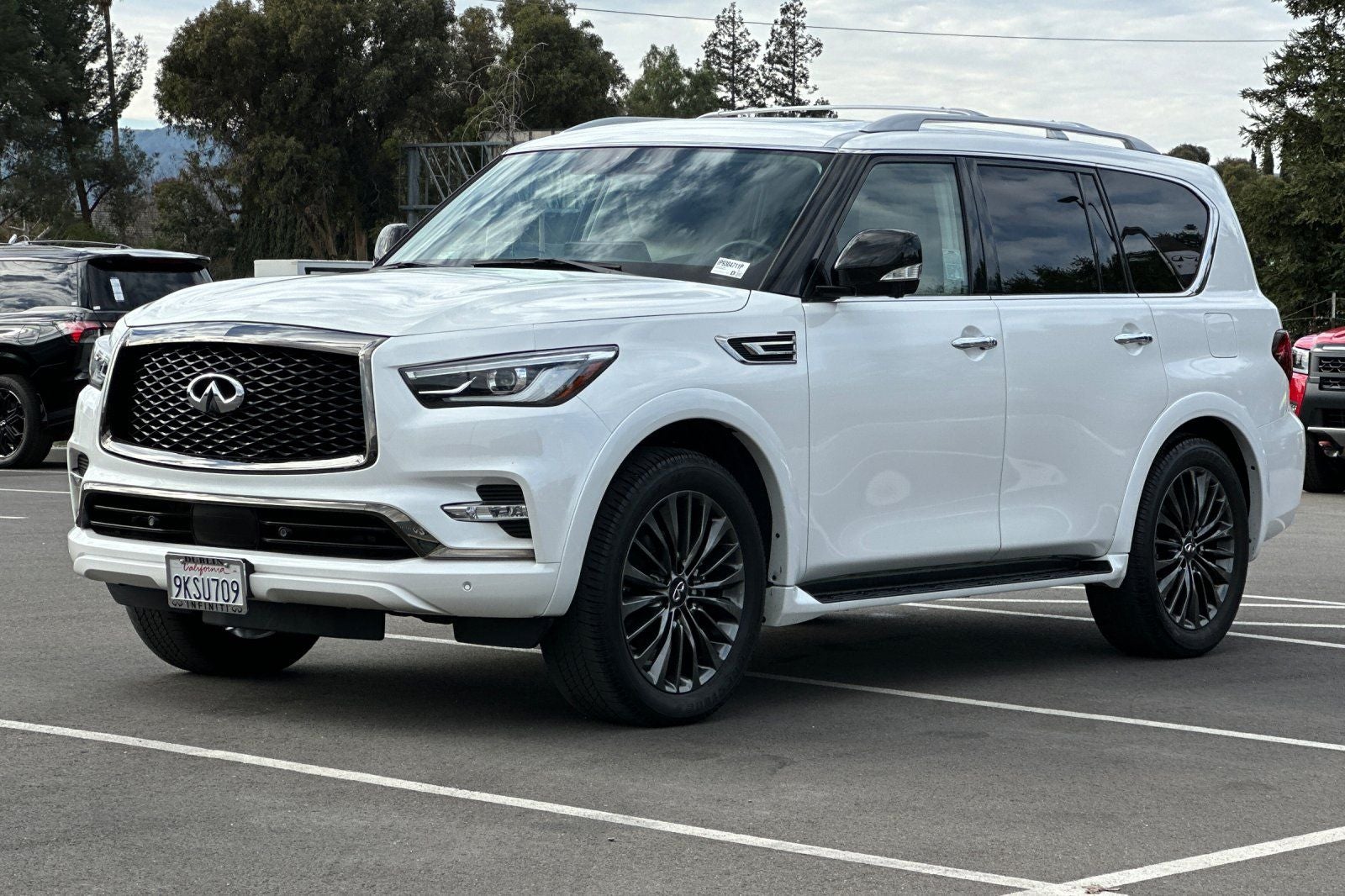 2023 INFINITI QX80 PREMIUM SELECT 4WD