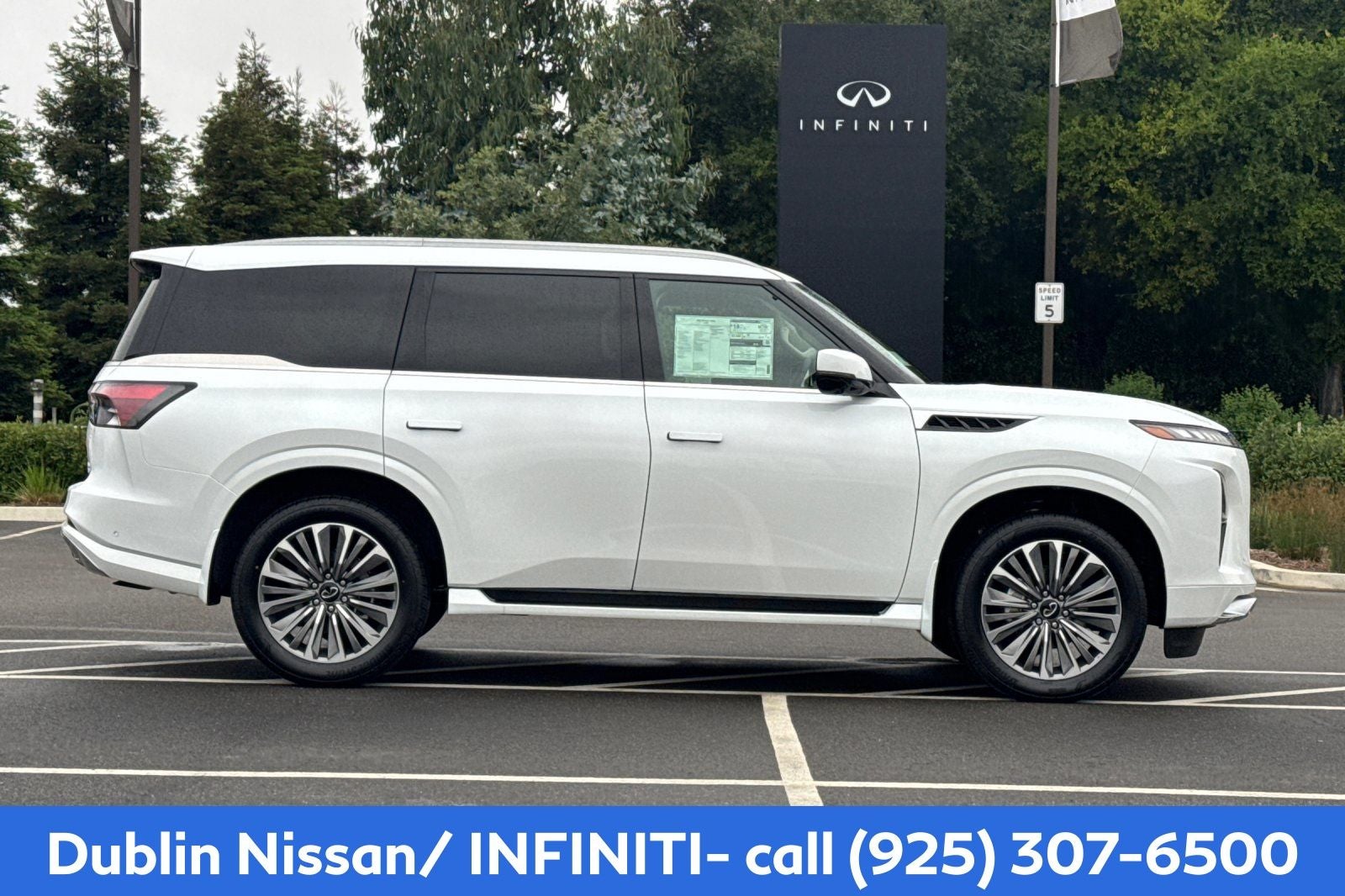 2026 INFINITI QX80 Luxe 2WD