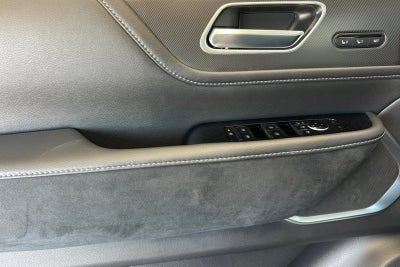 2027 INFINITI QX80 Luxe 4WD