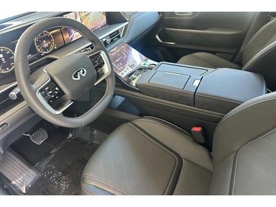 2027 INFINITI QX80 Luxe 4WD