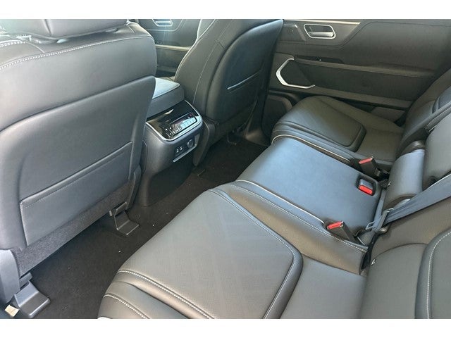 2027 INFINITI QX80 Luxe 4WD