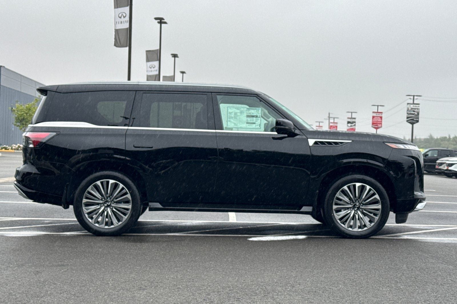 2026 INFINITI QX80 Luxe 4WD