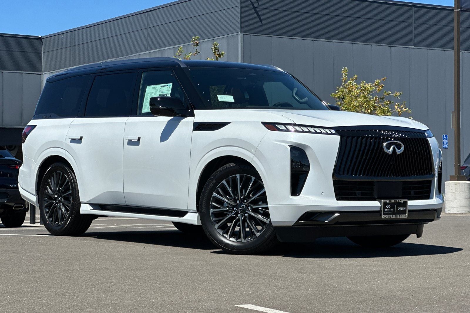 2027 INFINITI QX80 Autograph 4WD