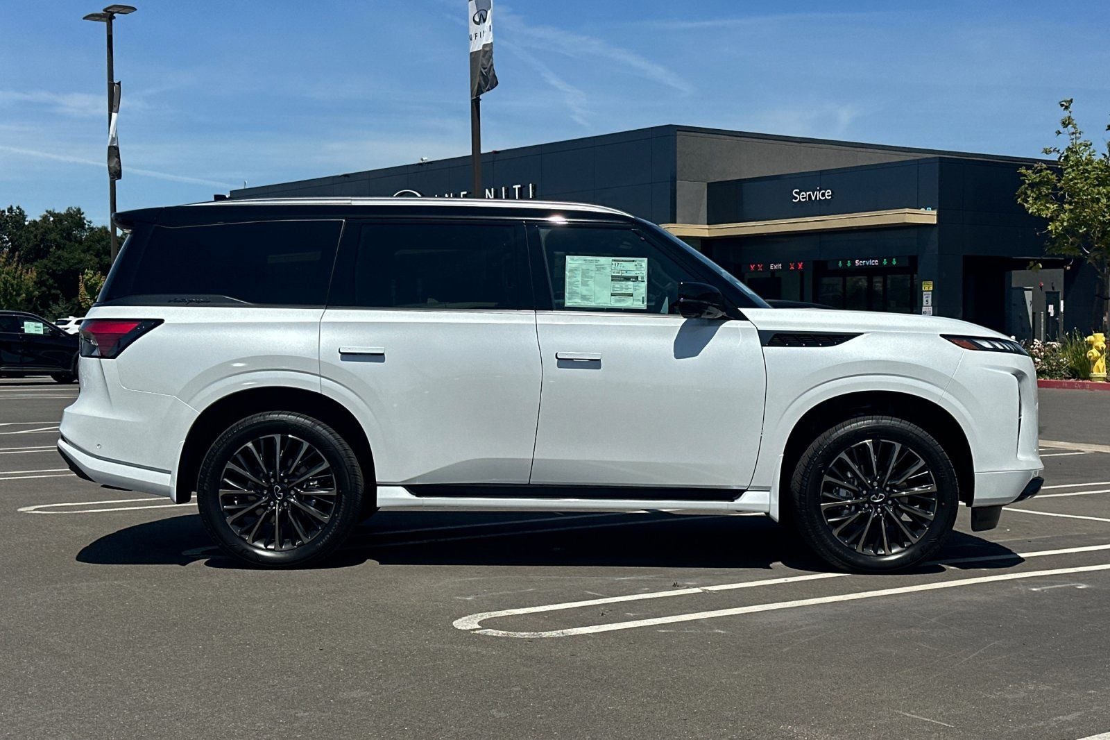 2026 INFINITI QX80 Autograph 4WD