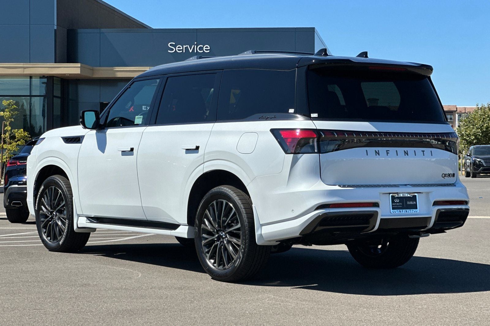 2027 INFINITI QX80 Autograph 4WD